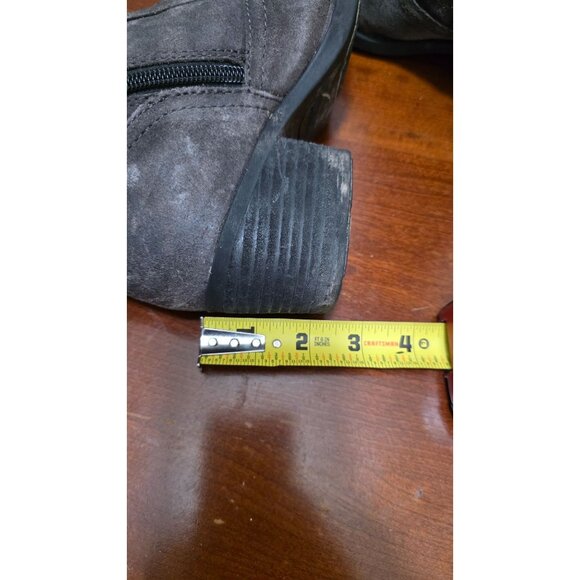 Born Women's Grey Suede Knee-High Riding Boots Side Zippers size 7 - Picture 8 of 10